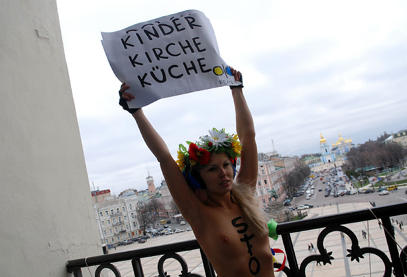  Femen   