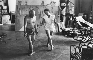 Dancing_Picasso-and-Jacqueline-dancing_Villa-La-California_1957_David-Douglas-Duncan